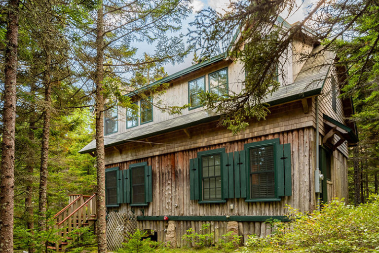 2 bedroom woodland view cottage