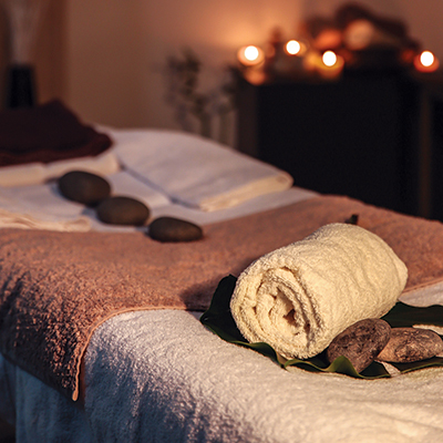 massage room with candlelight